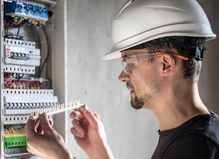 Electric Maintenance Expert Markham